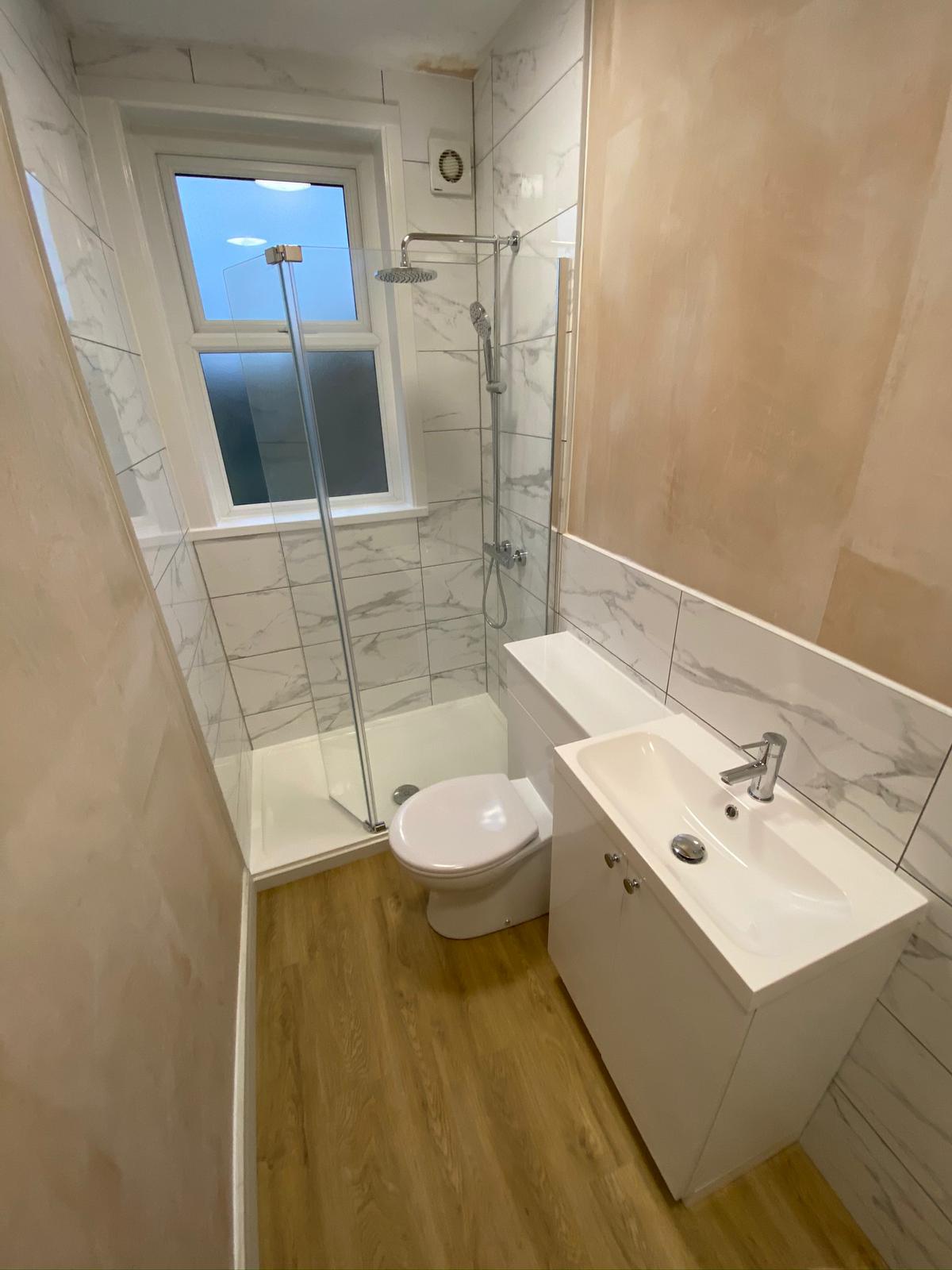 Narrow Bathroom Conversion - No need to compromise on luxury
